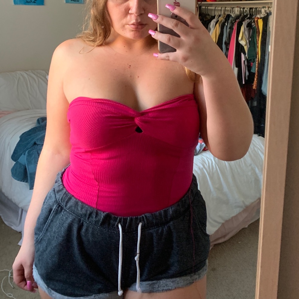 Pink ribbed tube top